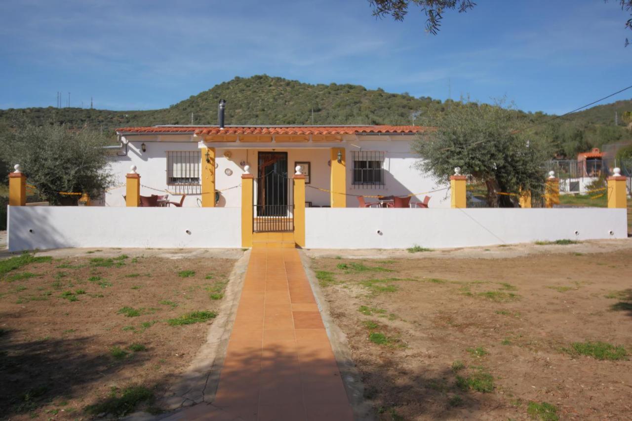 Casa Rural Los Naranjo Villa Jerez De Los Caballeros Exterior photo